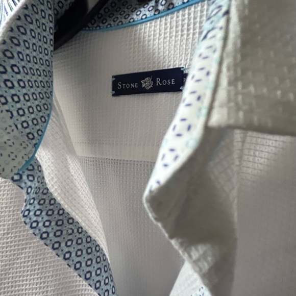 Stone Rose Other - Stone Rose Textured White Shirt with Blue Pattern, NWOT All Buttons GREAT SHAPE